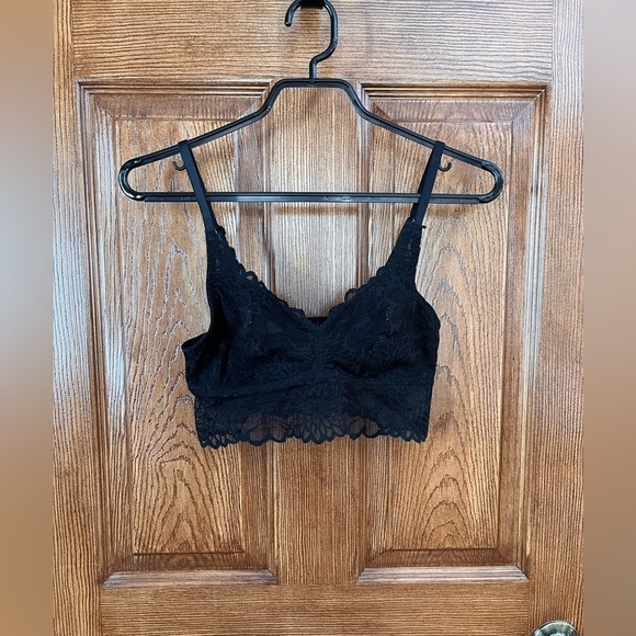 BRALETTE bundle Sm - Picture 9 of 13
